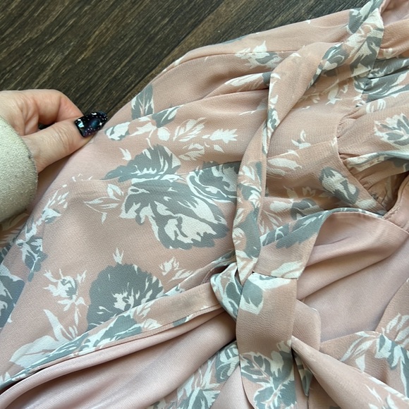 Lovers & Friends Floral Dress - Picture 6 of 8